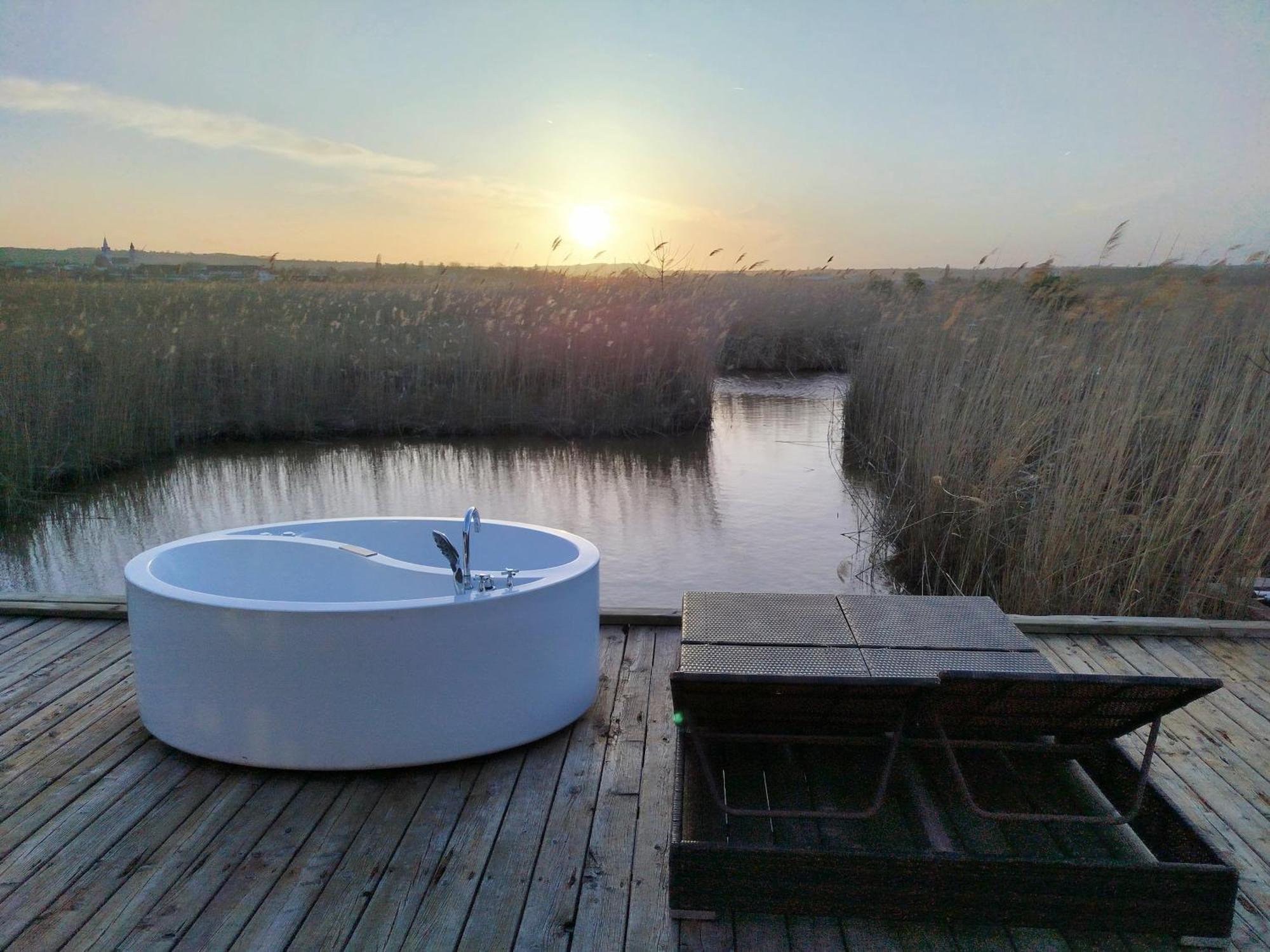 Pfahlbau Sunset II Toplage Inklusive Elektroboot Rust Eksteriør bilde