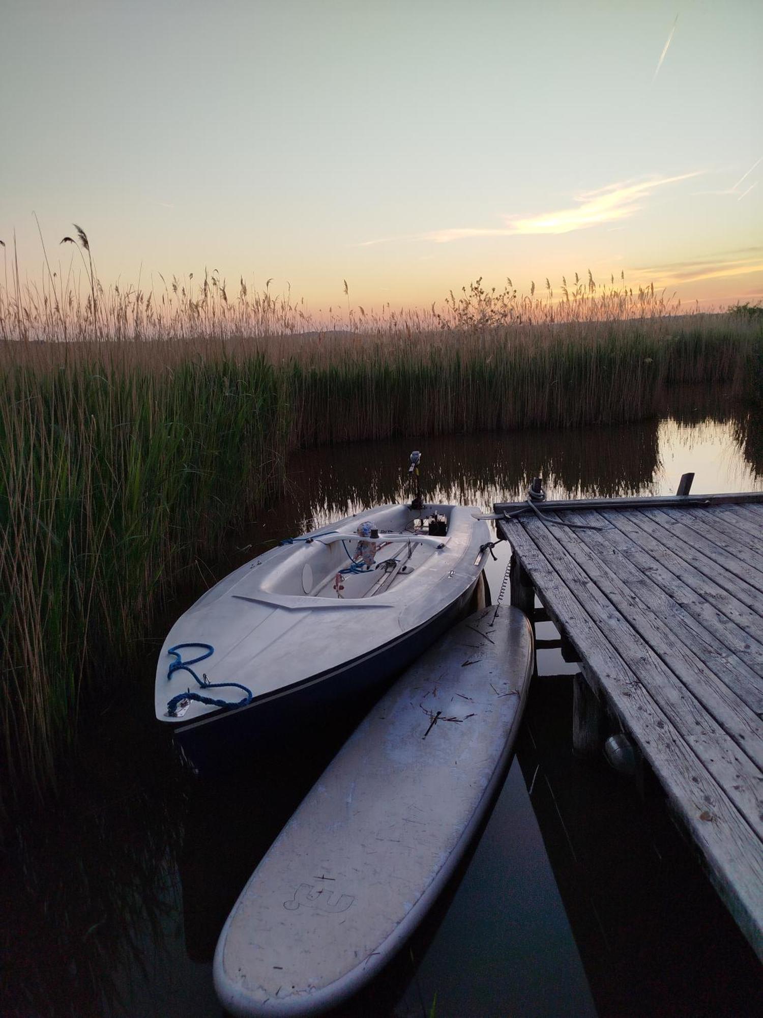Pfahlbau Sunset II Toplage Inklusive Elektroboot Rust Eksteriør bilde